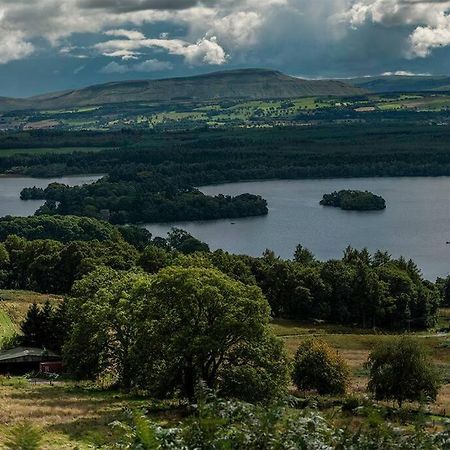 The Mews - A Cottage With A Spectacular Lake View Port Of Menteith Exteriör bild