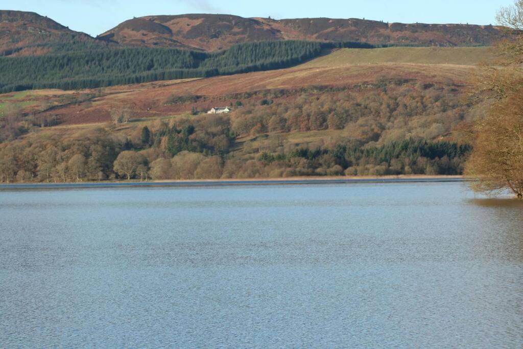 The Mews - A Cottage With A Spectacular Lake View Port Of Menteith Exteriör bild